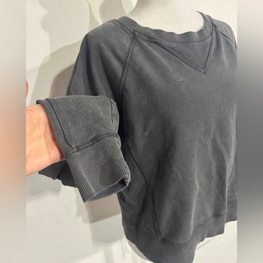 Lululemon Loop Crew Pullover Cropped Sweatshirt G… - image 3